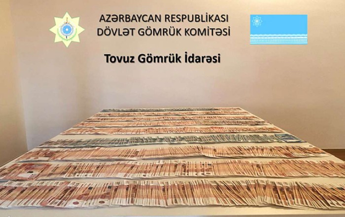 Azərbaycandan Gürcüstana 8 milyon pul keçirmək istədi