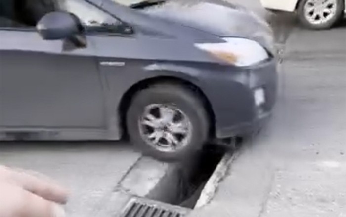Barmaqlıqlar oğurlandı, sürücülər çətin anlar yaşadı - Video