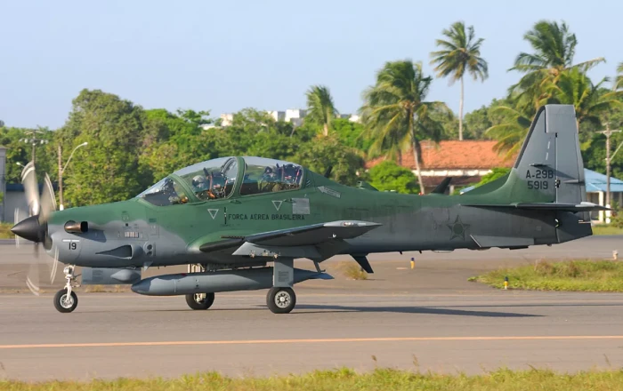Украинские ВВС заинтересованы в AT-6 и Super Tucano