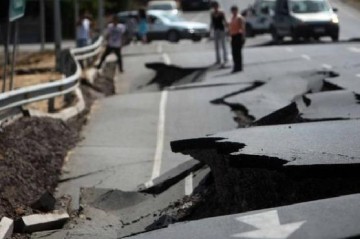 7.4-magnitude quake hits Chile