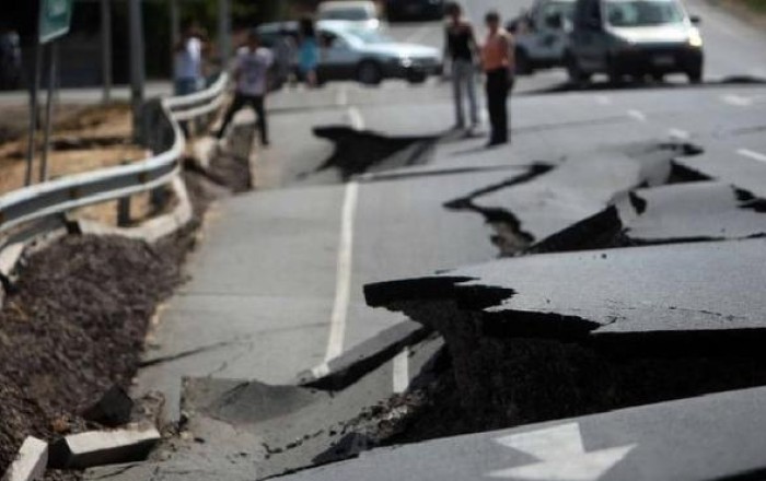 7.4-magnitude quake hits Chile