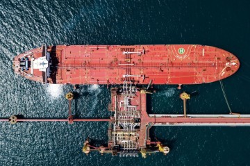 ЕС хочет снизить потолок цен на российскую нефть