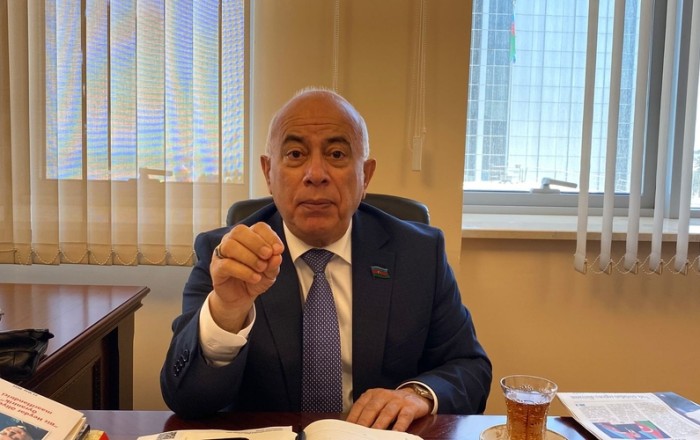 Deputatdan sensasion açıqlamalar: Azərbaycan 1918-20-ci illərin xəritəsini danışıqlar masasına qoya bilər -