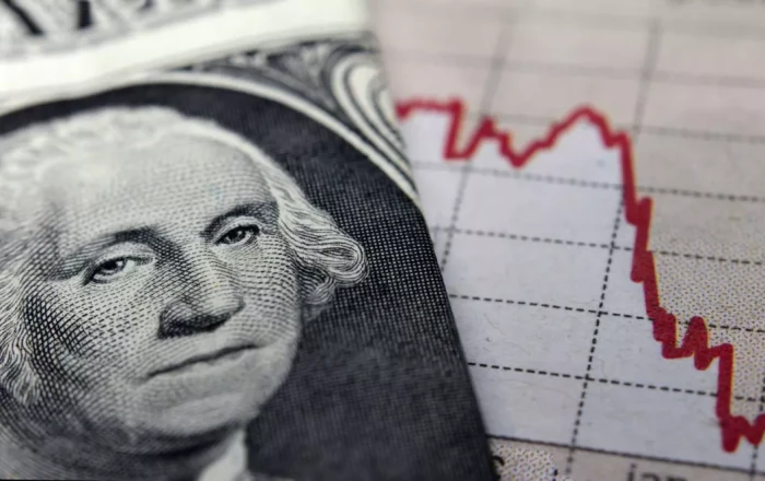 If investors keep selling American assets, that is how a dollar crisis could unfold An article by The Economist