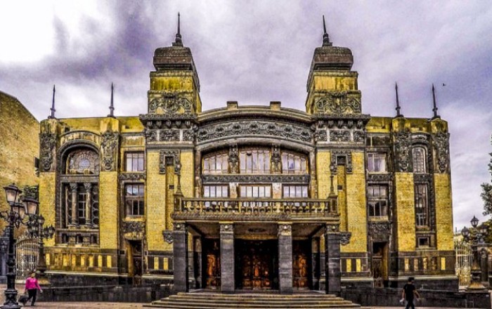 Teatrın direktor müavini işdən çıxarıldı