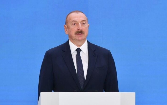 İlham Əliyev Bakı Ekspo Mərkəzində...