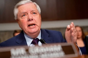 US senator pushes “bone-crushing” sanctions to back Trump in Russia-Ukraine talks