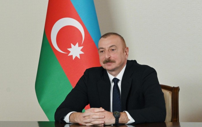 Prezidentin Moskvaya getməməsinin
