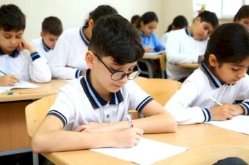 Məktəblərdə yay tətili qısaldılır?