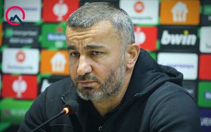 “Bəzən fikirləşirəm ki, hər şeyi kənara qoyub gənclərlə çalışasan”
