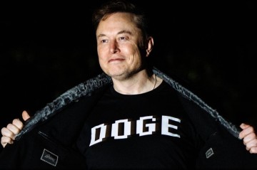 Elon Musk announces exit from US government role after breaking with Trump on tax bill