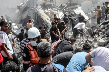 Death toll in Gaza surpasses 52,000 as Israel's attacks claim 18 more lives in 24 hours