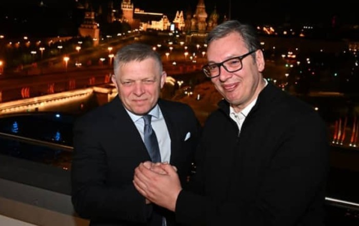 Кремль назвал приехавших в Москву Вучича и Фицо героями