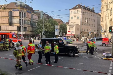 Stuttgart crash kills one, injures eight in suspected accident