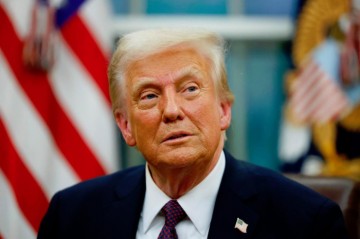 Trump to remove US sanctions on Syria in major policy shift