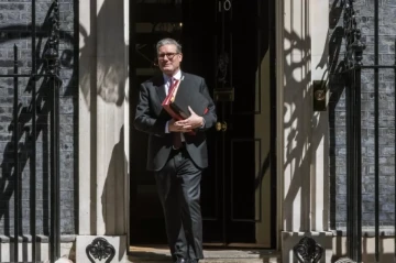 UK probes possible Russian link to arson attacks targeting PM Starmer