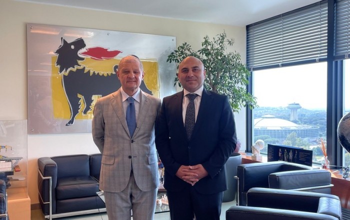 Azerbaijan, Italy's Eni discuss energy cooperation