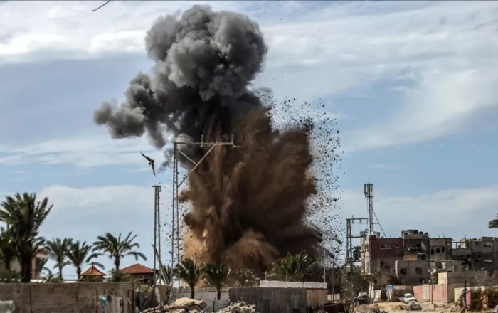 Gaza death toll tops 52,800 as Israeli attacks continue