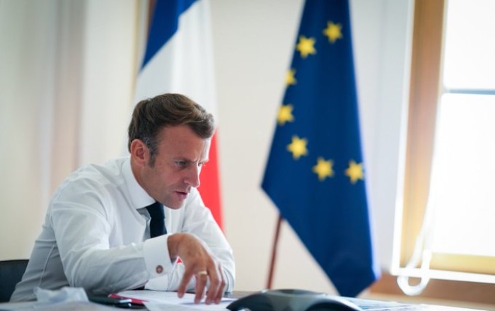 French President vows to accelerate talks with Iran
