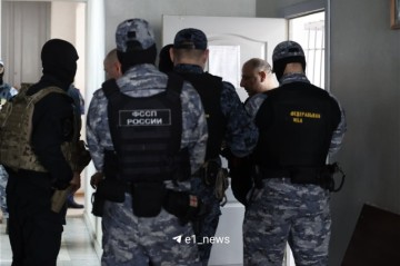 Судебный процесс по делу азербайджанцев, задержанных в Екатеринбурге, проходит за закрытыми дверями - ФОТО
