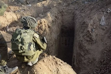 Israeli forces demolish over 2.5 kilometres of underground tunnels in Gaza Video
