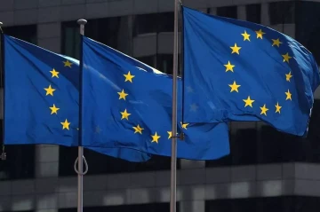 Brussels clears path to spend Covid-19 recovery billions on defence