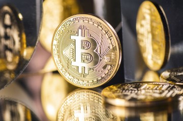 Биткоин обвалился