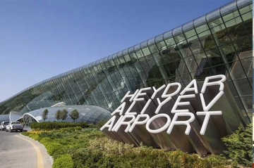 World’s largest passenger plane makes emergency landing in Baku Photo