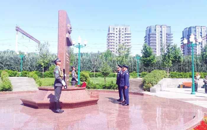 Azerbaijan, Uzbekistan air force chiefs discuss defence cooperation