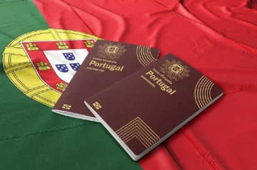 Portugal to double citizenship wait time in crackdown backed by far right