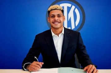 Inter adds 23-year-old midfielder Henrique to squad