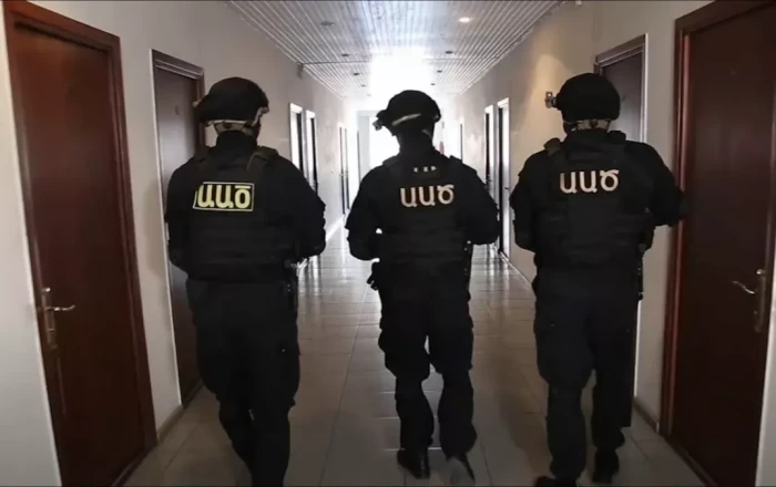Armenian security forces raid homes of Dashnaktsutyun members