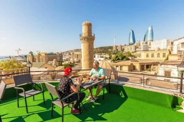 Baku booms as tourist arrivals and spending hit record highs