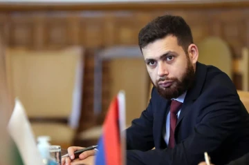 Armenian official describes Erdogan-Pashinyan meeting as positive, productive