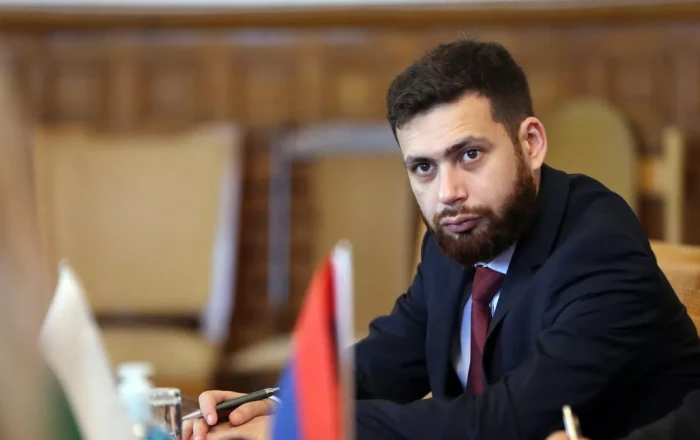 Armenian official describes Erdogan-Pashinyan meeting as positive, productive