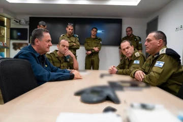 Israel vows harsh retaliation after Iran violates ceasefire with missile strike