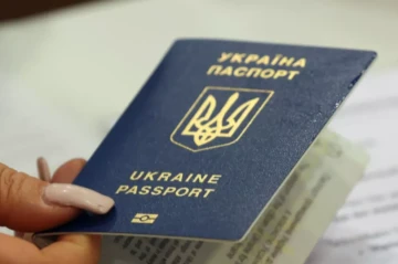 Ukraine introduces legal framework for dual citizenship