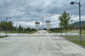 Xankəndidə Zəfər parkında Zəfər Tağı tikilir - FOTO