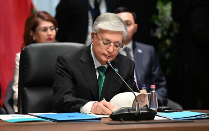 US tariffs on Kazakh goods prompt Tokayev to address Trump