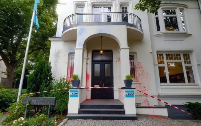 CDU headquarters in Hamburg hit by repeat vandalism