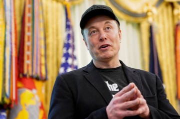 Илон Маск подумывает о создании новой партии в США