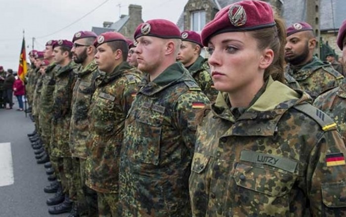 В Германии заговорили о возвращении срочной службы