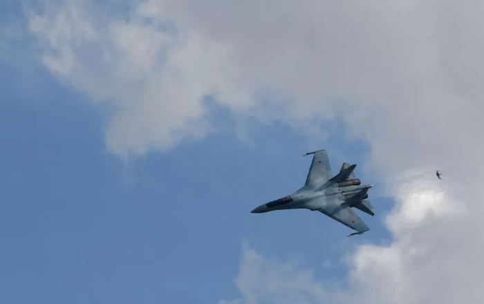 Military jet crashes in Russia’s Nizhny Novgorod region, pilots eject, one still missing