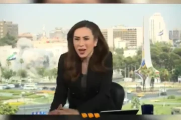 Israeli strike on Syrian General Staff captured live on local TV VIDEO