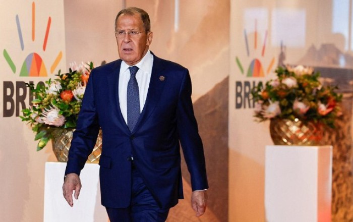 Lavrov Braziliyada avtomobil nişanı ilə təəccübləndirdi -