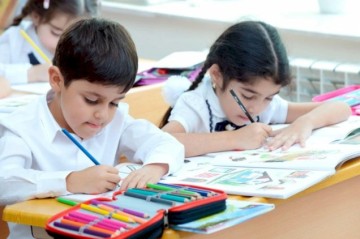 Azərbaycanda rusdilli məktəblər BAĞLANIR?