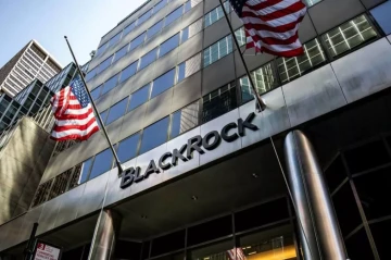 Bloomberg: US investment bank pauses Ukraine recovery fund after Trump win