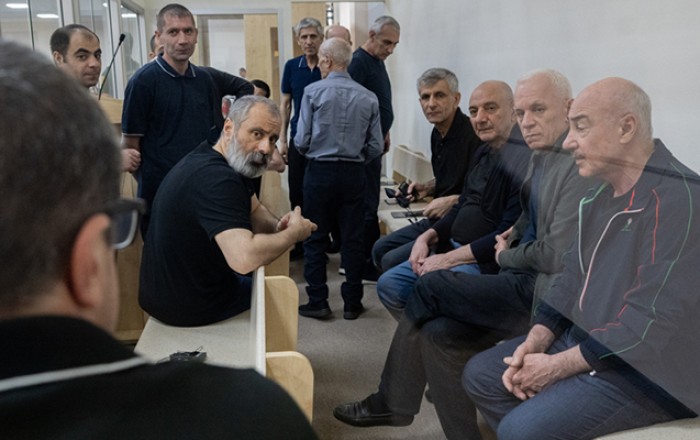 “İşğaldan əvvəl zəng vurub bizi təhqir edirdilər” - Məhkəmə+Fotolar