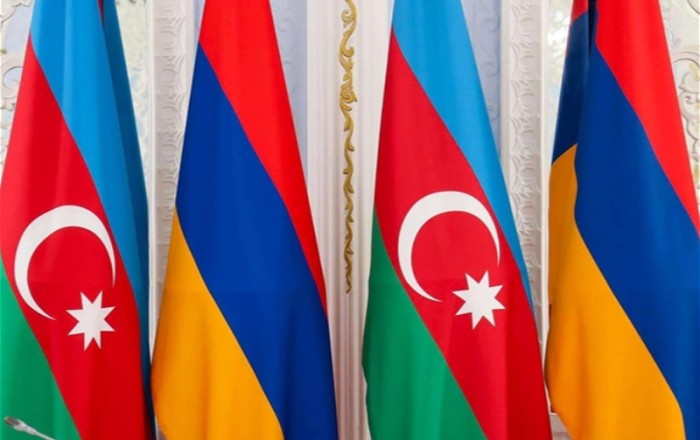 ЕС внимательно следит за мирным процессом между Азербайджаном и Арменией