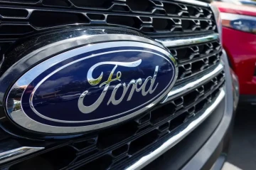 Ford recalls nearly 700,000 SUVs in US over fire risk linked to fuel leak